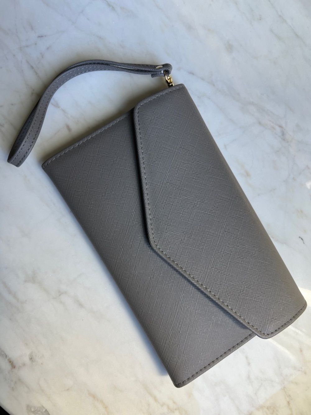 Gray Women's Wristlet Travel Wallet - Sleek Envelope Style